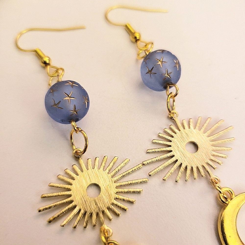 Handmade Beaded Boho Gold Celestial Sunburst Moon Dangle Earrings - Picture 3 of 3